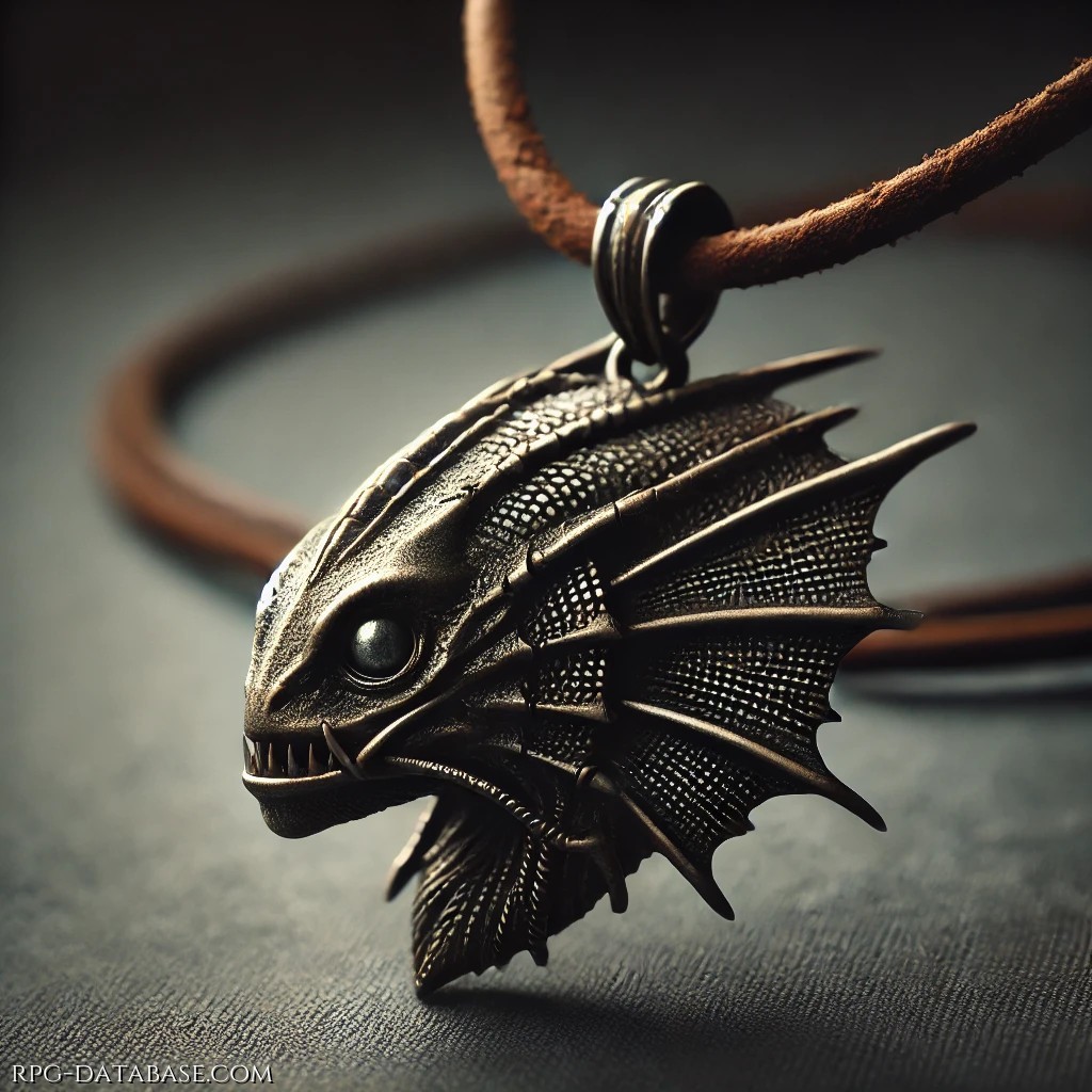 Una collana con un pendolo in un metallo prezioso, raffigurante la testa di un mostro marino, il Sahuagin.